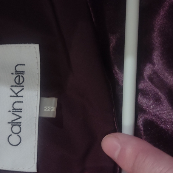 Woman's Calvin Klein purple puffer zip up quilted vest size medium - Picture 7 of 10